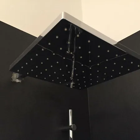 מלון Second Floor Centro Storico בולוניה