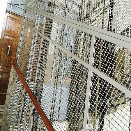 Second Floor Centro Storico מלון