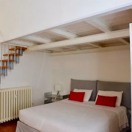 מלון Second Floor Centro Storico