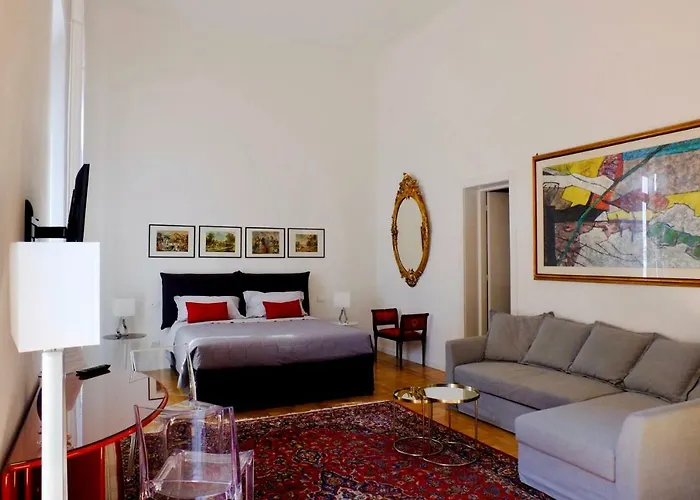 מלון Second Floor Centro Storico 2*