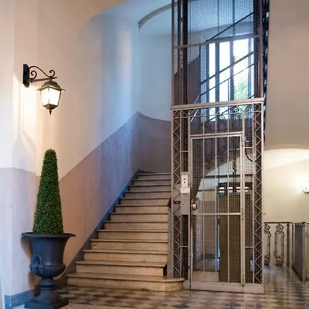 Hotel Second Floor Centro Storico 2*