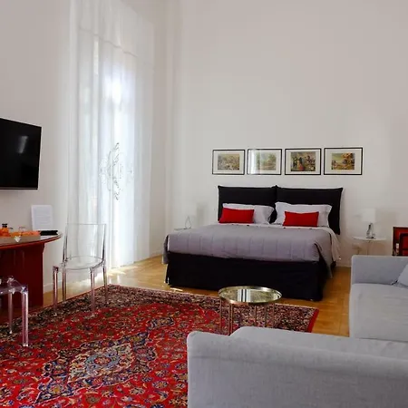 Second Floor Centro Storico 2*