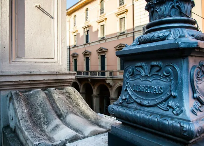 Second Floor Centro Storico 2*