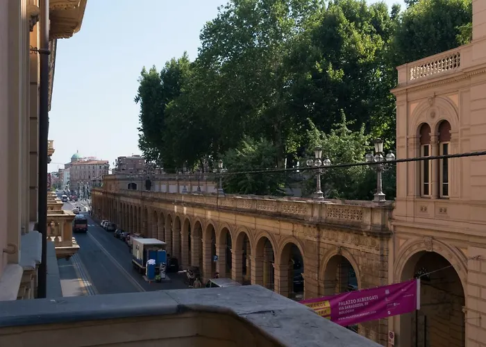 Second Floor Centro Storico Hotell Bologna
