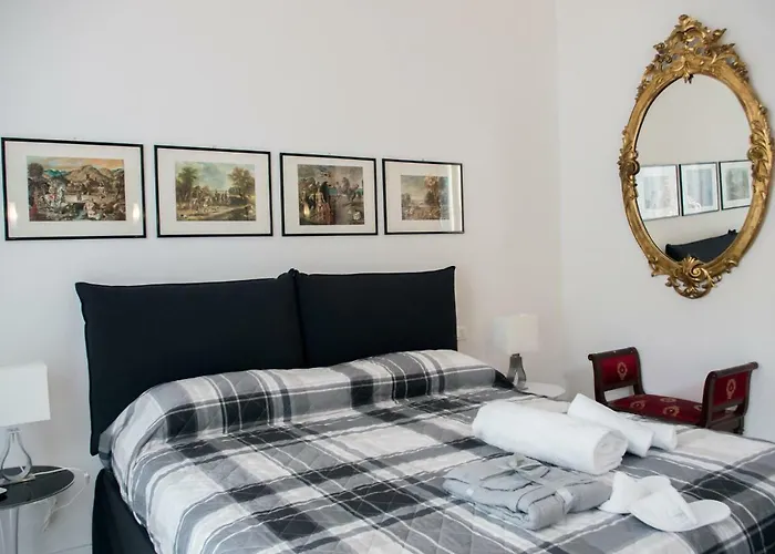 Second Floor Centro Storico 호텔 볼로냐