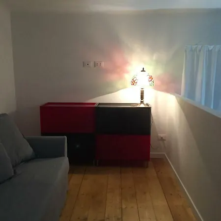 Second Floor Centro Storico Отель