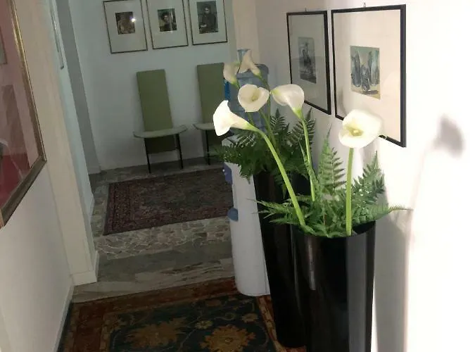 Hotel Second Floor Centro Storico 2*